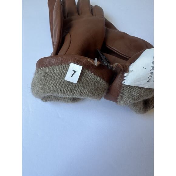 Elegant Brown Leather Gloves - Picture 8 of 9